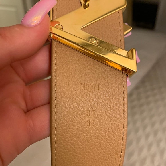 AUTHENTIC Louis Vuitton Belt. Only worn once - Picture 5 of 6